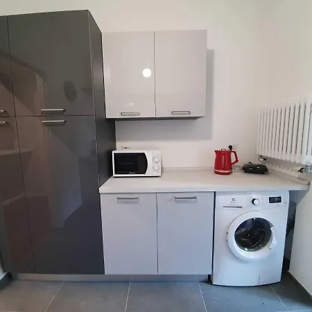 Pleasant Apartment In Verbania Near Lakebeach Διαμέρισμα