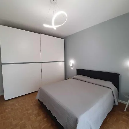 Διαμέρισμα Pleasant Apartment In Verbania Near Lakebeach *