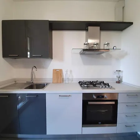 Διαμέρισμα Pleasant Apartment In Verbania Near Lakebeach *